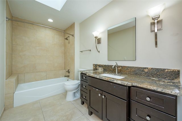 4659 Elm Street, West Des Moines, IA 50265