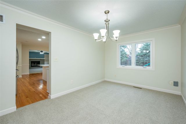 4659 Elm Street, West Des Moines, IA 50265