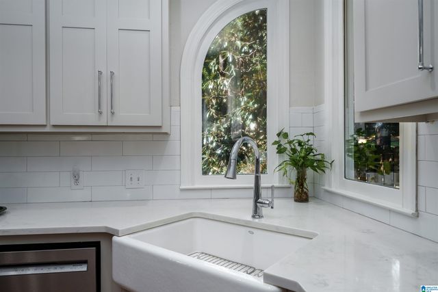 1708 WINGFIELD CIRCLE, Birmingham, AL 35242
