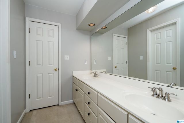 1708 WINGFIELD CIRCLE, Birmingham, AL 35242