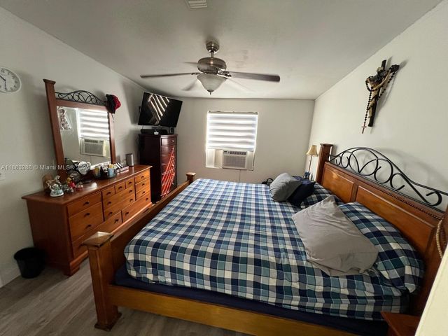 21780 NW 2nd Ct, Pembroke Pines, FL 33029