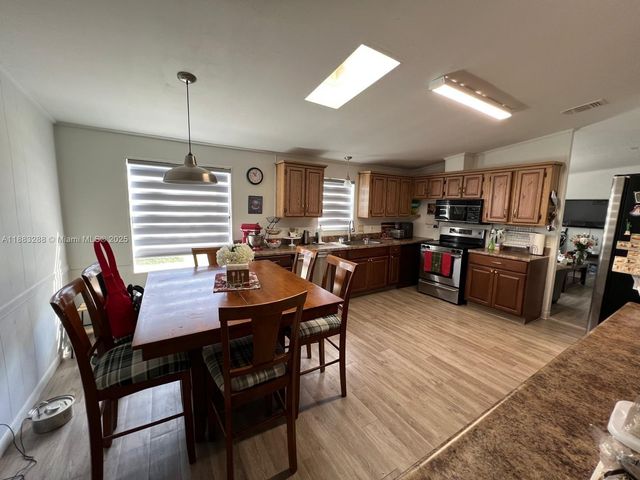 21780 NW 2nd Ct, Pembroke Pines, FL 33029