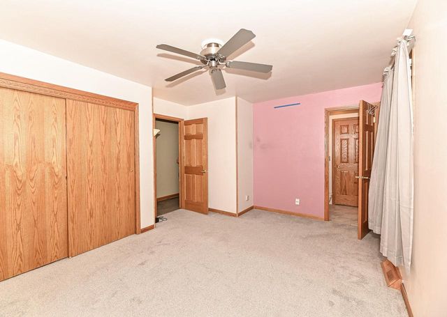 1332 Lakeview AVENUE, South Milwaukee, WI 53172