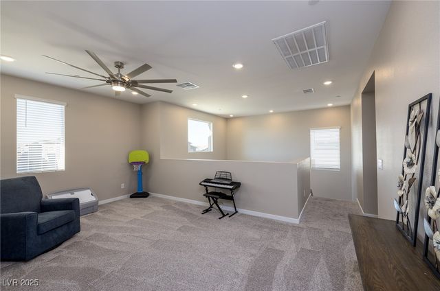 194 Viento Ridge Street, Henderson, NV 89012