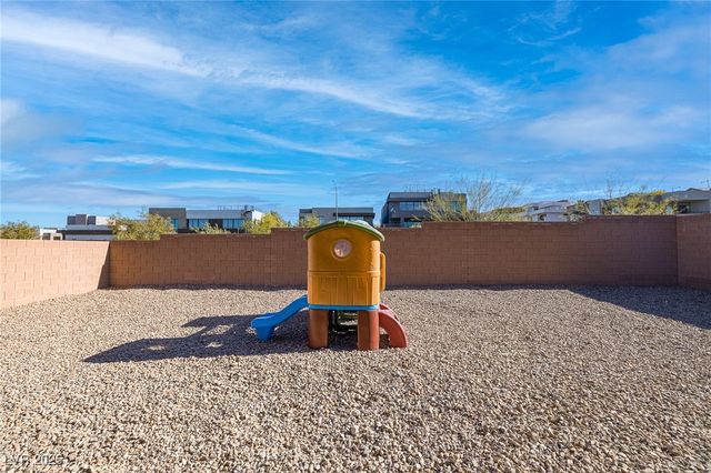 194 Viento Ridge Street, Henderson, NV 89012