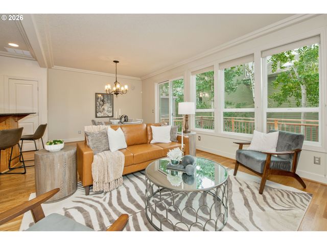 2268 SAINT MORITZ Loop, West Linn, OR 97068