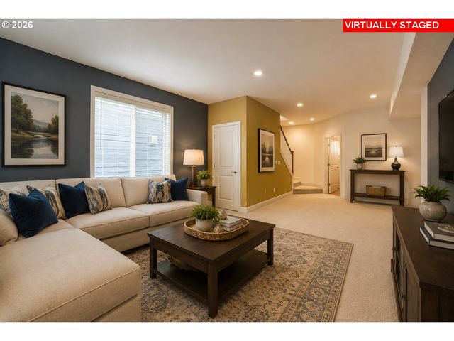 2268 SAINT MORITZ Loop, West Linn, OR 97068