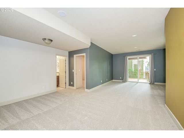 2268 SAINT MORITZ Loop, West Linn, OR 97068