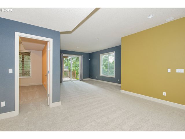 2268 SAINT MORITZ Loop, West Linn, OR 97068