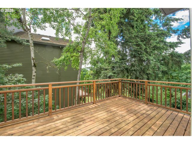2268 SAINT MORITZ Loop, West Linn, OR 97068