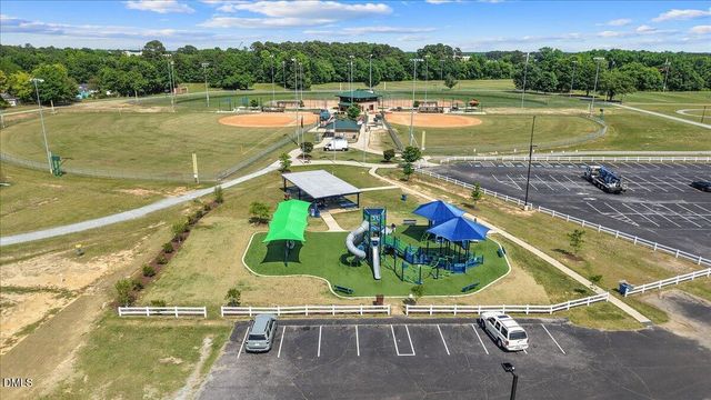 507 E Harnett Street, Dunn, NC 28334