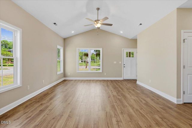 507 E Harnett Street, Dunn, NC 28334