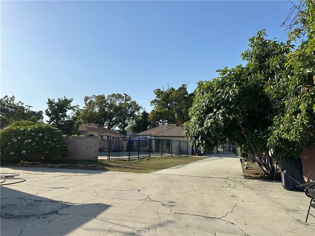 9416 Broadway, Temple City, CA 91780