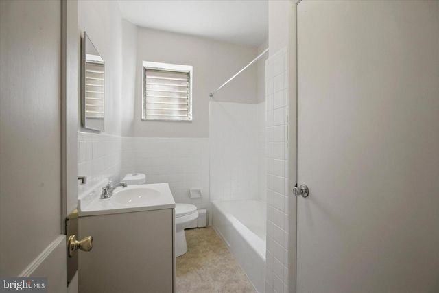 4085 FORD RD, Philadelphia, PA 19131