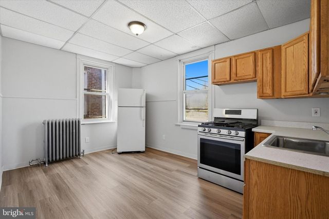 4085 FORD RD, Philadelphia, PA 19131