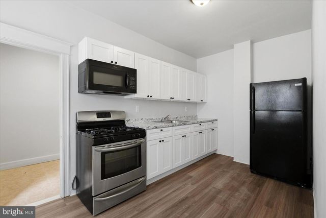 4085 FORD RD, Philadelphia, PA 19131