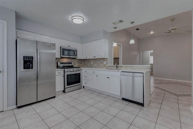 13211 Sharpbill Drive, Houston, TX 77083