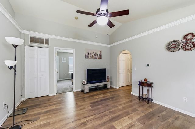 4969 Fosterson Drive, Lockbourne, OH 43137