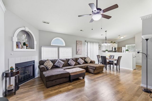 4969 Fosterson Drive, Lockbourne, OH 43137