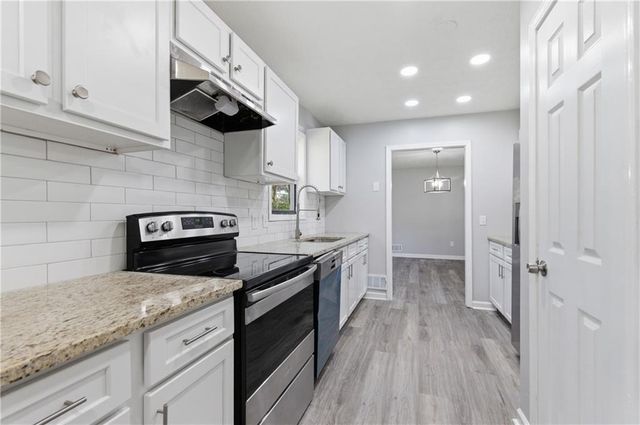 4380 Cary Drive, Snellville, GA 30039