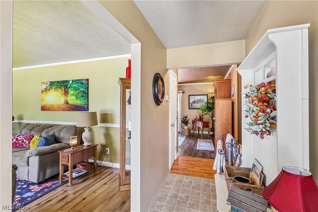 6109 N Oval Road, Clinton, OH 44216