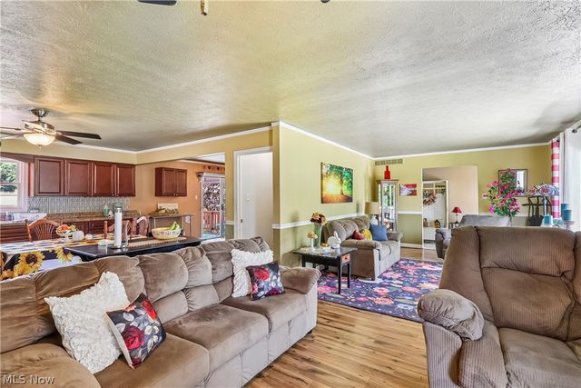 6109 N Oval Road, Clinton, OH 44216