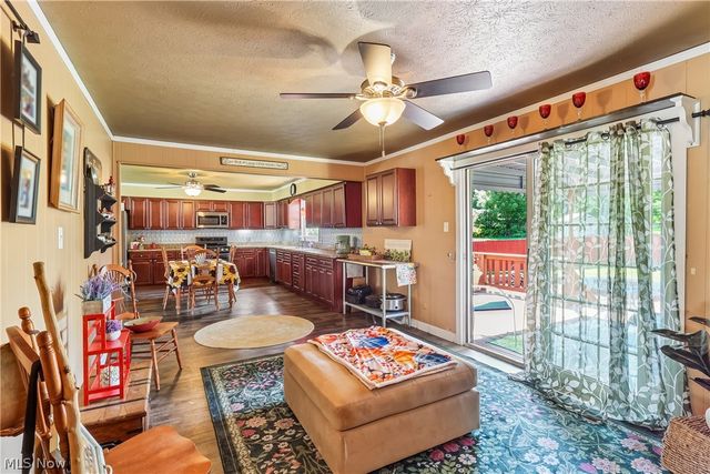 6109 N Oval Road, Clinton, OH 44216