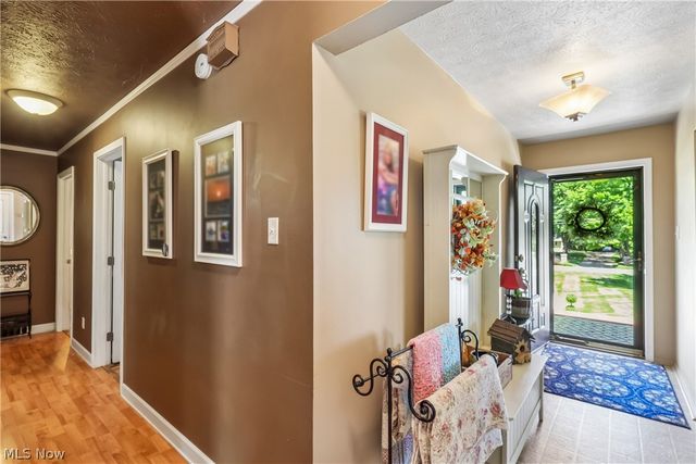 6109 N Oval Road, Clinton, OH 44216