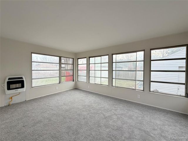 9832 Balfour Road, Detroit, MI 48224