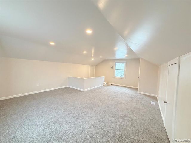 9832 Balfour Road, Detroit, MI 48224