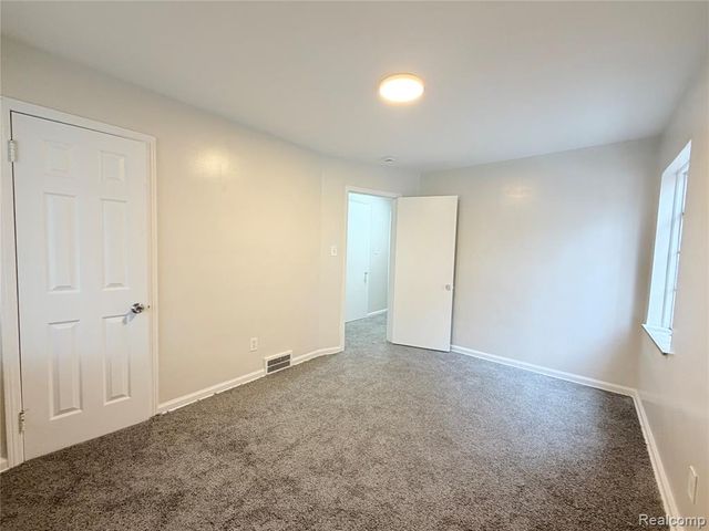 9832 Balfour Road, Detroit, MI 48224