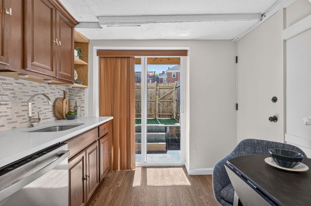 1722 Commonwealth Ave. 1-1722, Boston, MA 02135