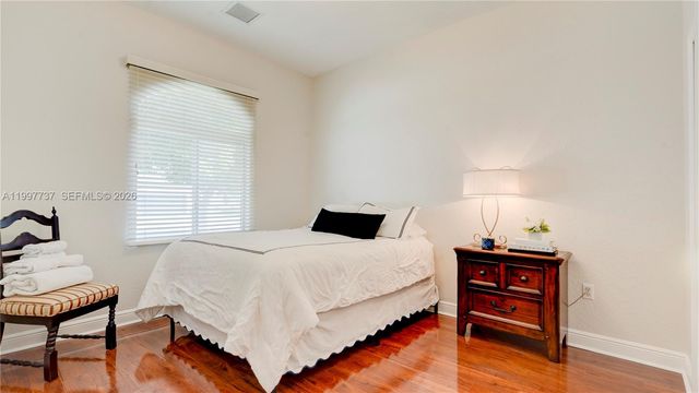 16252 SW 42nd Ter, Miami, FL 33185