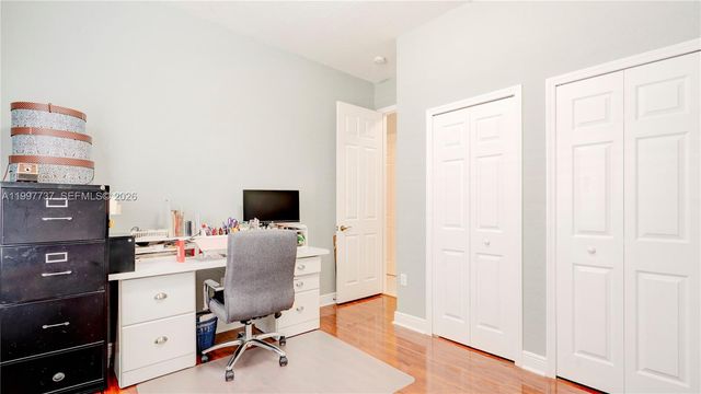 16252 SW 42nd Ter, Miami, FL 33185