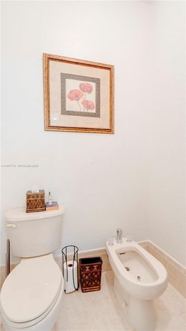 16252 SW 42nd Ter, Miami, FL 33185