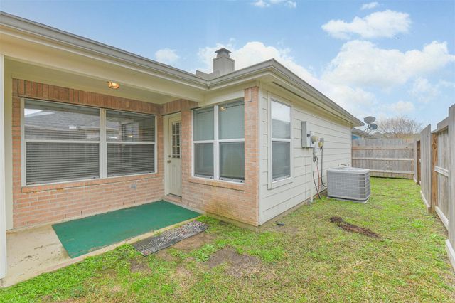 15951 W Bellefontaine Way, Tomball, TX 77377