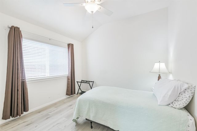 15951 W Bellefontaine Way, Tomball, TX 77377