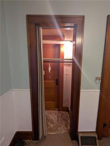 505 Shawnee Street, Hiawatha, KS 66434