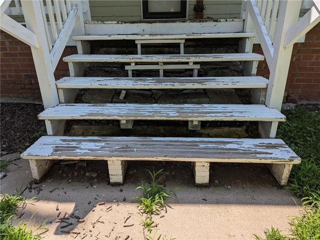 505 Shawnee Street, Hiawatha, KS 66434