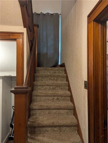 505 Shawnee Street, Hiawatha, KS 66434