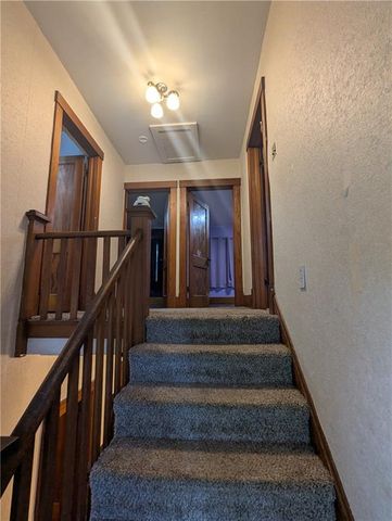 505 Shawnee Street, Hiawatha, KS 66434