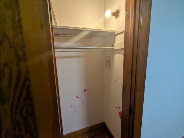 505 Shawnee Street, Hiawatha, KS 66434