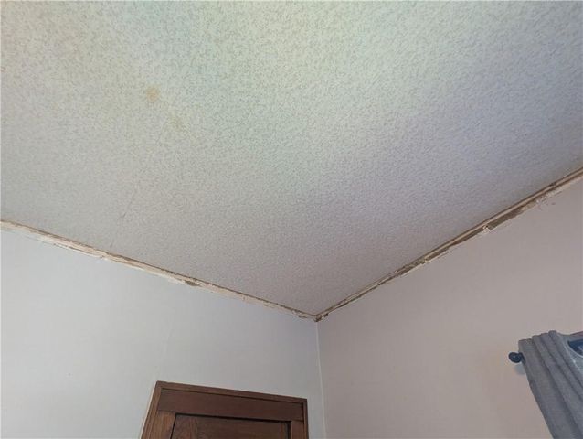 505 Shawnee Street, Hiawatha, KS 66434