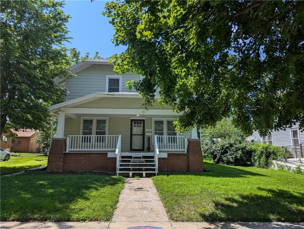 505 Shawnee Street, Hiawatha, KS 66434