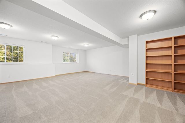 3510 Pioneer Avenue SE, Cedar Rapids, IA 52403