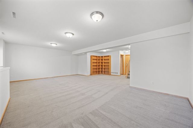 3510 Pioneer Avenue SE, Cedar Rapids, IA 52403