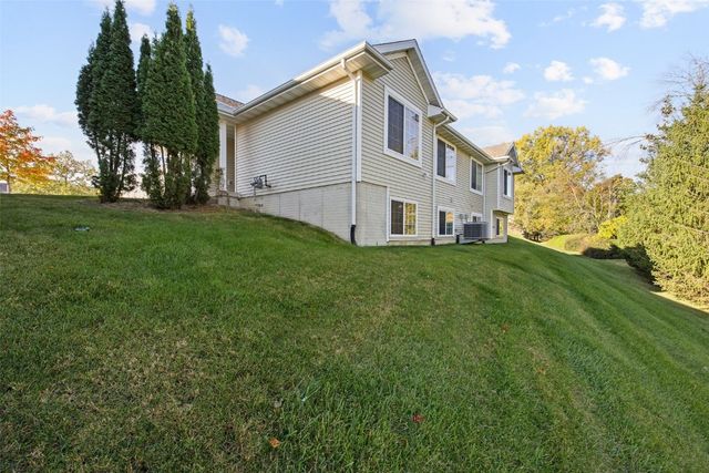 3510 Pioneer Avenue SE, Cedar Rapids, IA 52403