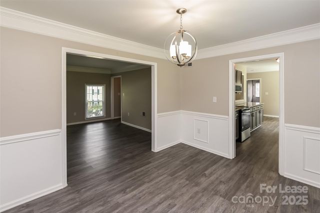 5015 Rivergreen Lane, Charlotte, NC 28227