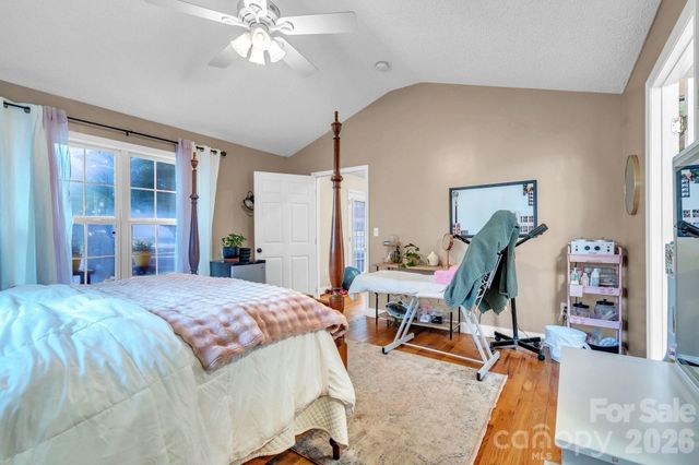 103 Forest Avenue, Landrum, SC 29356