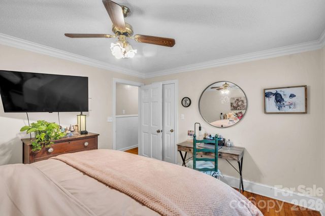 103 Forest Avenue, Landrum, SC 29356